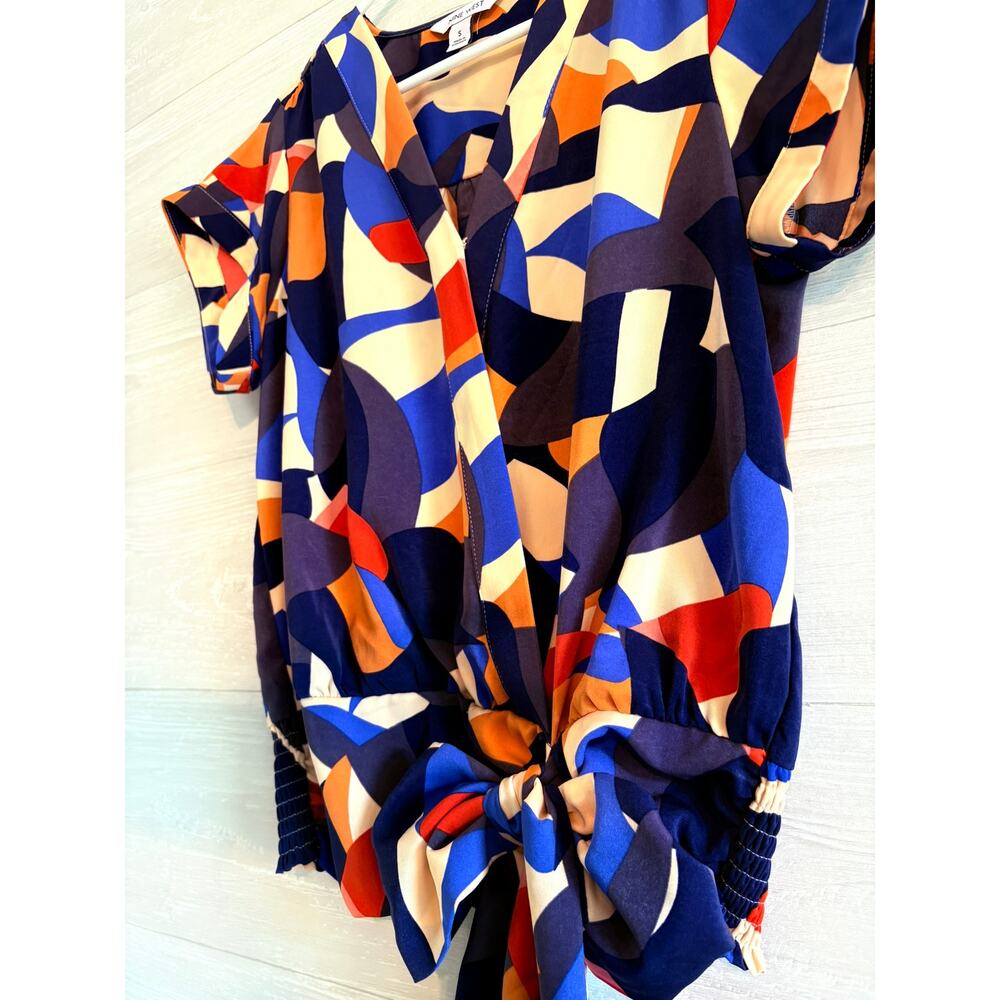 Nine West Short Sleeve Faux Wrap Tie Waist Multicolor Geo Blouse-Size S